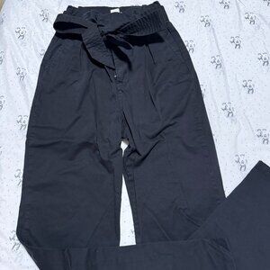 H and M High-rise Paperbag belted Pants (Size 0, Black)